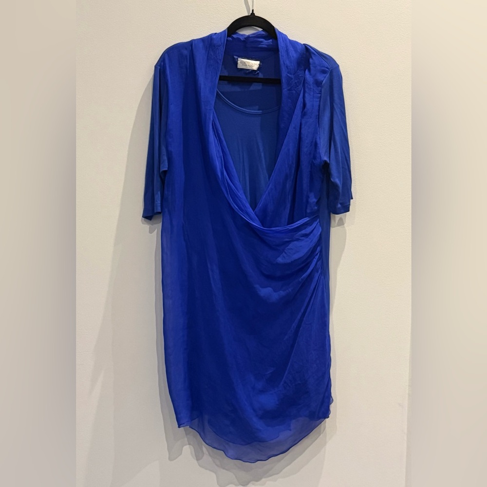 Elegant Blue Women's Drape Top